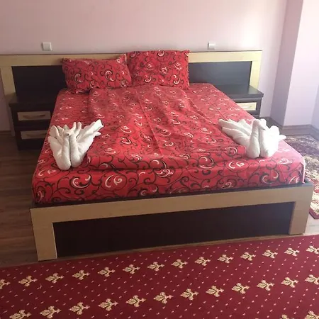 Silver House 3* Брашов